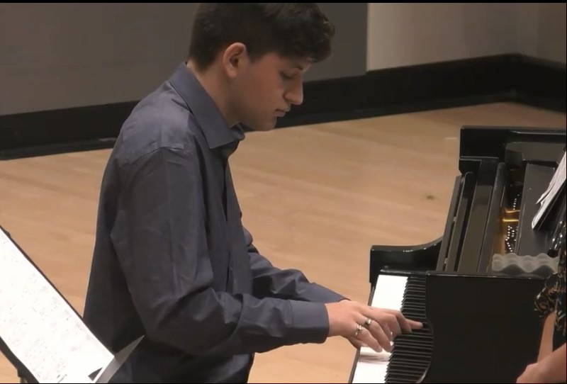 Roman Newhouse Playing A Recital